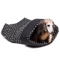 Pelíšek spací pytel pro psy černý puntík jezevčík.jpg